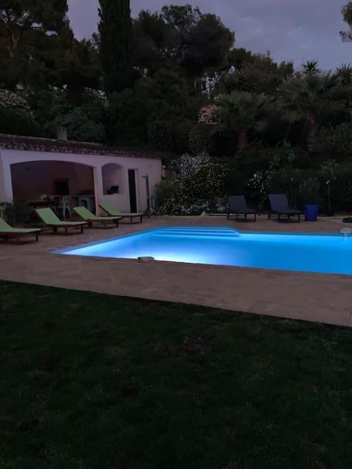 Villa La Californienne Carqueiranne Exterior foto